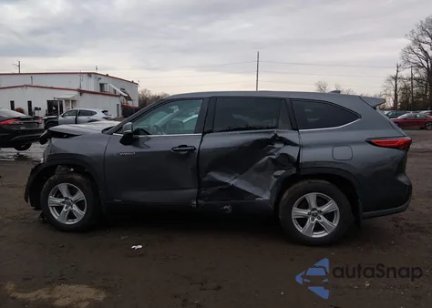 2021 Toyota Highlander Hybrid Le z USA, uszkodzony, nr VIN 5TDBBRCH9MS526221